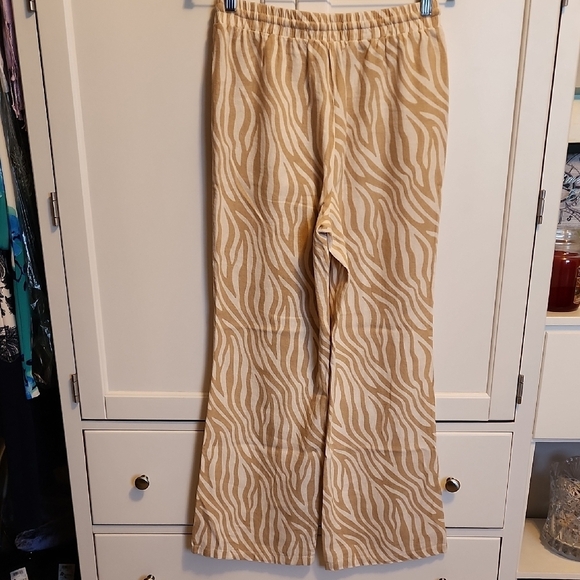 Stylish Zebra Print Wide Leg Pants - Picture 7 of 7